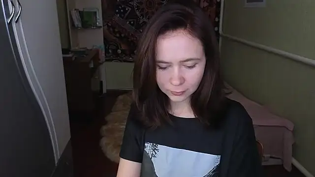 Riley Roo online show from September 17, 8:12 am