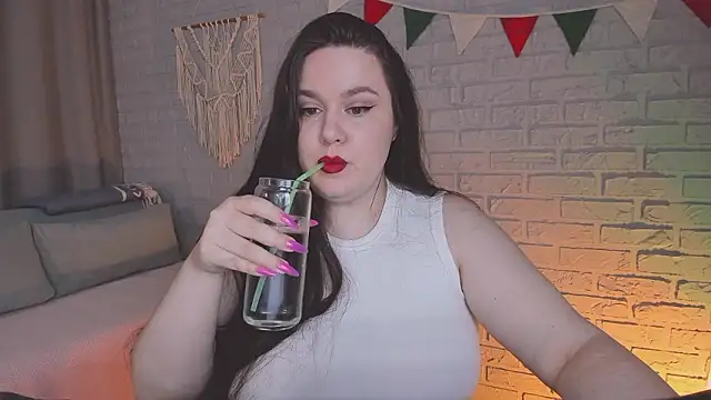 ritashinee online show from February 4, 5:21 am