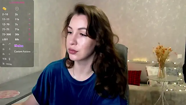 Naughty  Megan online show from April 17, 4:58 am