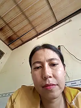 2HotAsain4u online show from December 5, 2:33 am