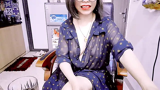 Miu-Le online show from April 5, 9:25 pm