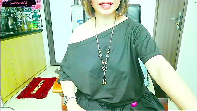Snapshot of Miu-Le chatting on September 21, 8:29 pm Miu-Le online show from September 21, 8:29 pm