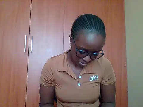 sexy darleen23 online show from June 9, 9:20 am