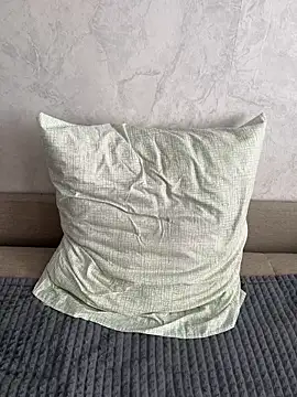 lovelly molly online show from September 17, 9:40 am