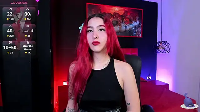 Snapshot of Megan_wolf1_ chatting on September 9, 3:28 am Megan wolf1 online show from September 9, 3:28 am