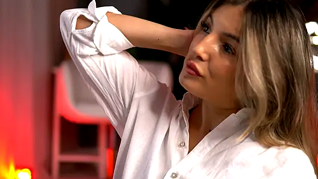 KellyMathews online show from September 24, 1:15 am