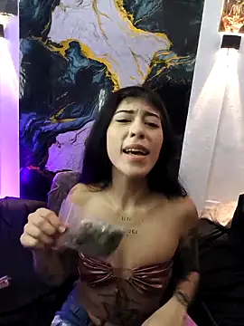 chaymae nah  online show from March 29, 8:19 pm