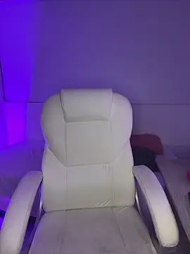 nyna 1 online show from December 3, 12:35 am