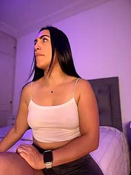 alessandra-a online show from March 31, 2:11 am