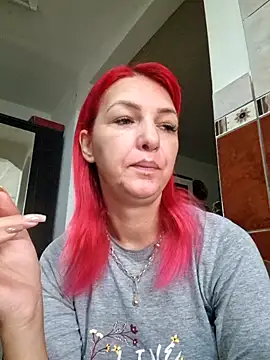 Snapshot of Evadesirex46 chatting on October 1, 5:45 am Evadesirex46 online show from October 1, 5:45 am