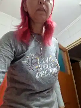 Snapshot of Evadesirex46 chatting on October 7, 5:56 am Evadesirex46 online show from October 7, 5:56 am