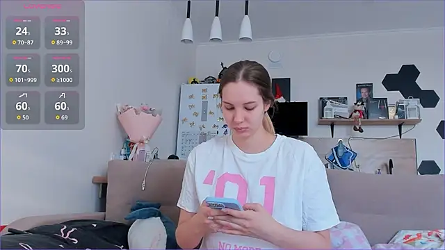 Girl alone home online show from March 12, 3:53 am