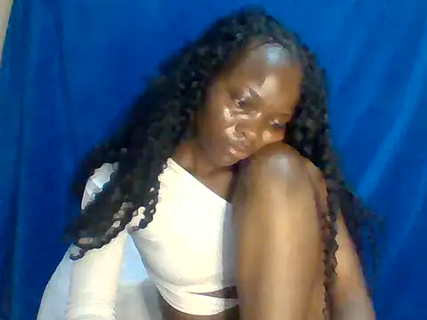 sweet love00 online show from June 10, 2:22 am