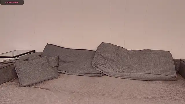 Snapshot of crystal_lilith chatting on October 3, 6:57 pm crystal lilith online show from October 3, 6:57 pm