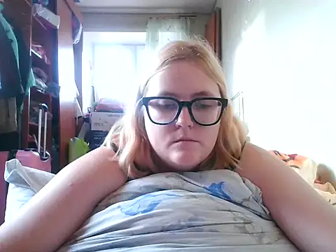 DesireMelissa online show from October 14, 1:03 pm