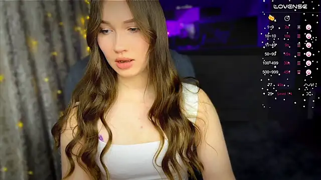 Snapshot of ChloeMillerMeow chatting on September 12, 6:26 pm ChloeMillerMeow online show from September 12, 6:26 pm