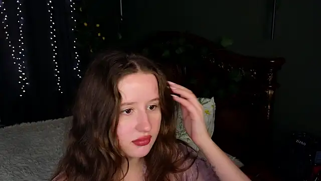 SquirtBabee online show from December 3, 3:03 pm