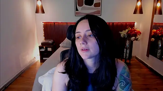 KatherineBond online show from August 8, 7:22 pm