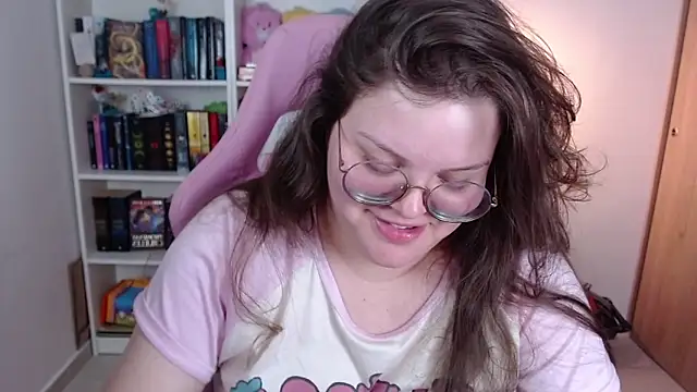 Gabiwaifu online show from May 15, 7:00 am