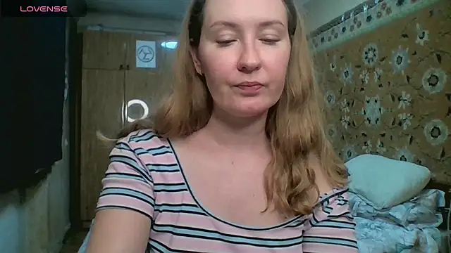 AnnaXLovers online show from June 12, 8:44 am