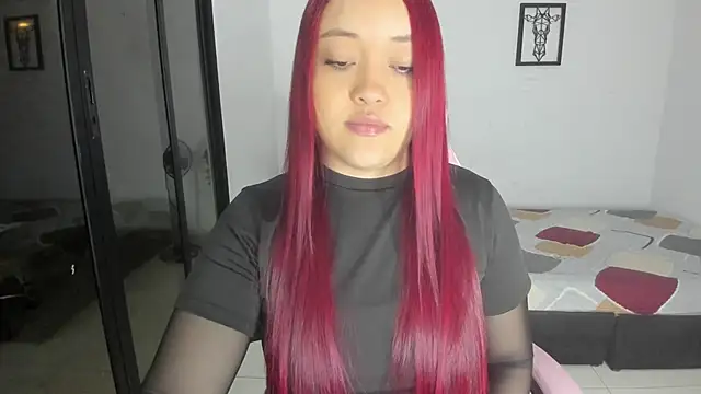 julinee smithh online show from March 16, 10:30 am