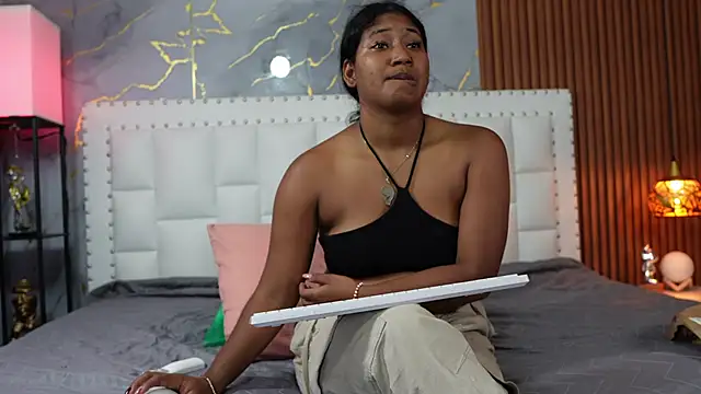 indianschoolgirl online show from June 13, 7:55 pm
