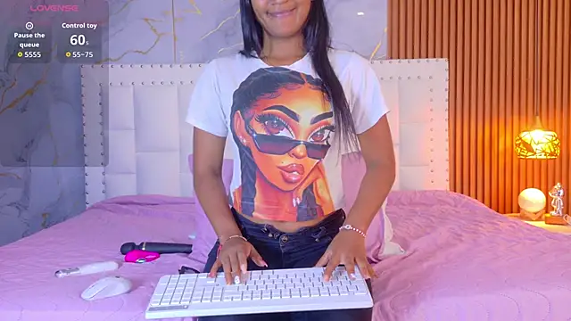 indianschoolgirl online show from April 6, 7:48 pm