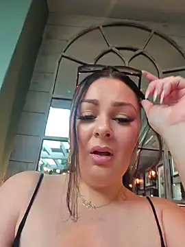 Britishbella online show from September 19, 3:22 pm