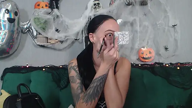 IzabelllNoir online show from October 30, 12:06 pm