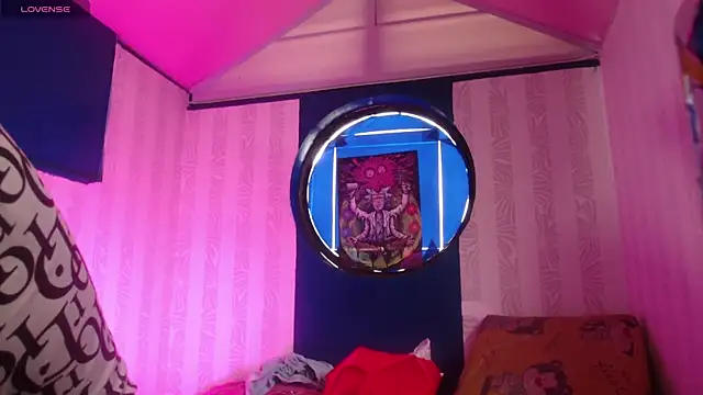 vitoria23  online show from May 5, 1:36 pm