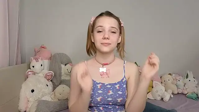 PrincessLittleKiki online show from August 1, 8:22 pm