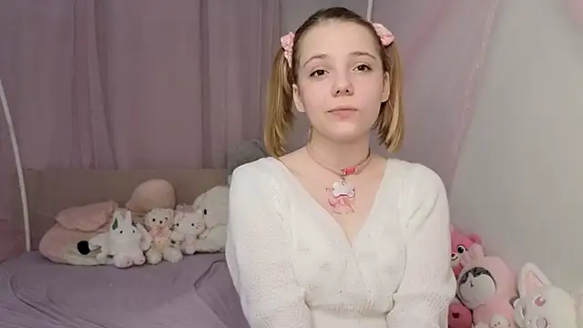 PrincessLittleKiki online show from July 24, 7:44 pm