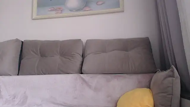  JustmeHere  online show from April 4, 6:23 am