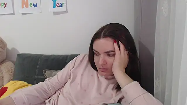  JustmeHere  online show from January 8, 11:58 am