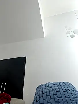 jamilaross online show from November 17, 9:37 pm