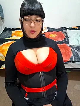 Derry Cooper online show from February 15, 4:06 pm