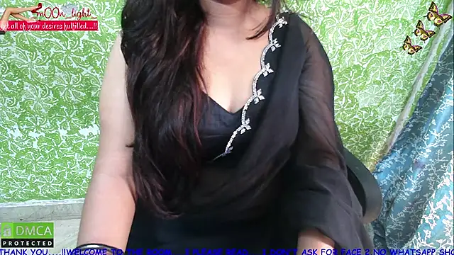 Snapshot of _mOOn_light_ chatting on October 14, 5:43 am mOOn light online show from October 14, 5:43 am