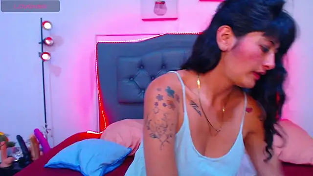 candy lux  online show from May 30, 6:59 pm