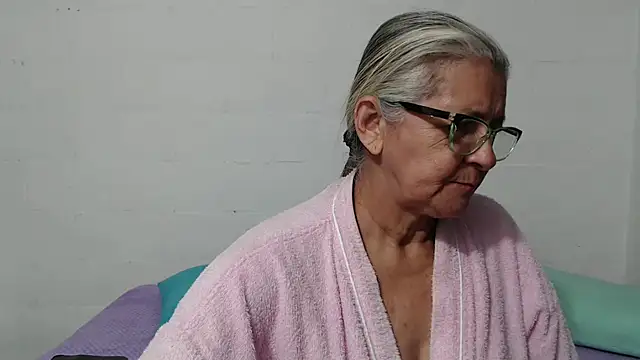 candy mature  online show from September 15, 12:52 am