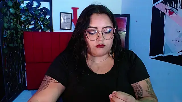 moon sunflower online show from November 17, 11:27 pm