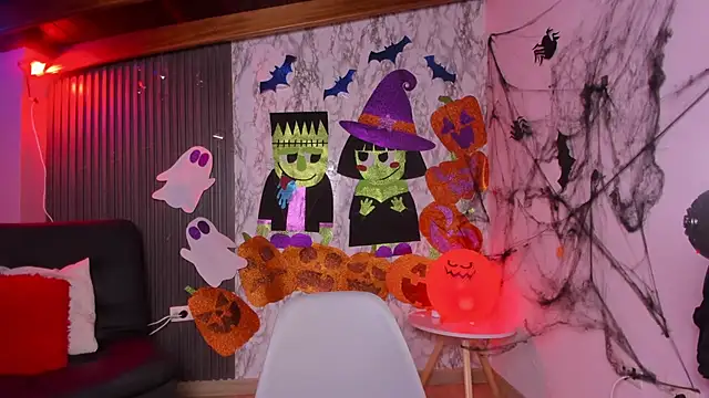 chloe blue online show from November 6, 11:16 am