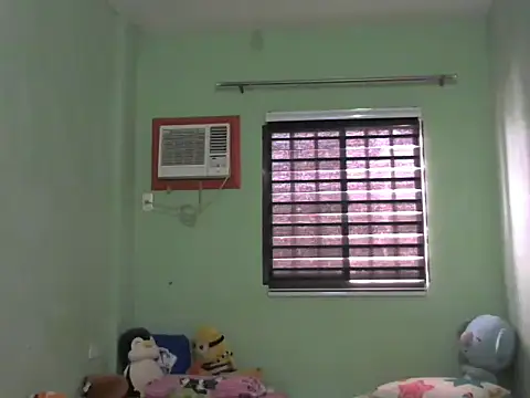 sweetsexysmile online show from July 13, 1:50 am