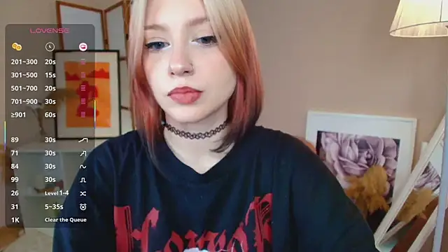 arielabradberry online show from November 23, 11:01 am