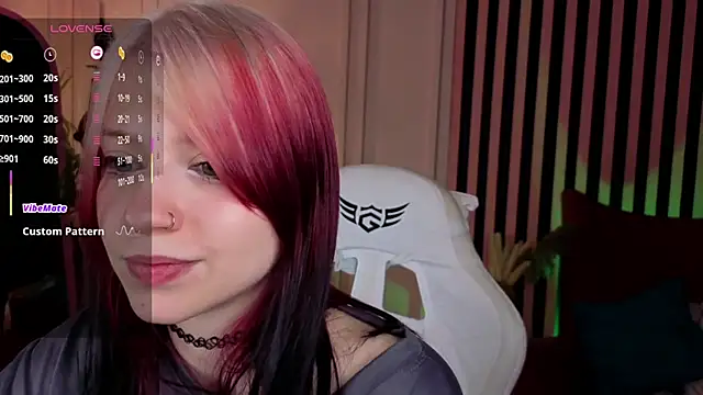 Snapshot of arielabradberry chatting on September 20, 4:27 pm arielabradberry online show from September 20, 4:27 pm