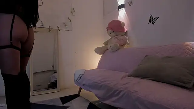 jessamond online show from April 9, 9:53 pm