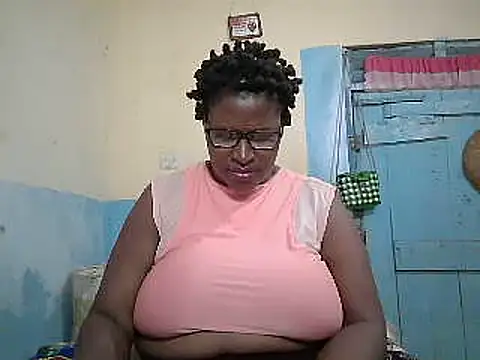 sexy bigboobss online show from July 17, 11:03 am