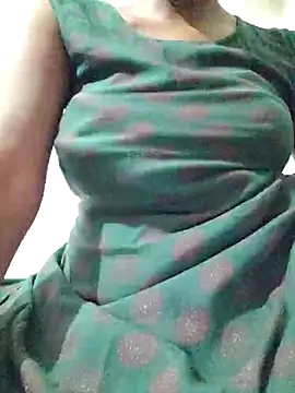 rituporna2004 online show from April 16, 12:22 am