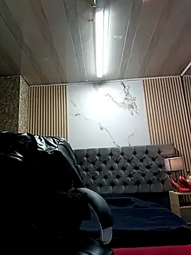 Juliet Nasty online show from April 4, 11:42 am