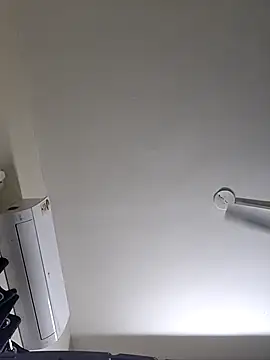 Snapshot of Leeeezzzz_roy chatting on October 2, 8:36 pm Leeeezzzz roy online show from October 2, 8:36 pm