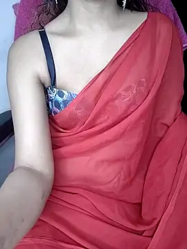 Snapshot of Leeeezzzz_roy chatting on September 20, 6:06 pm Leeeezzzz roy online show from September 20, 6:06 pm